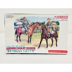 Dragon German Cavalry Division Florian Geyer 1:35 Plastic Model Kit 6046 NOB